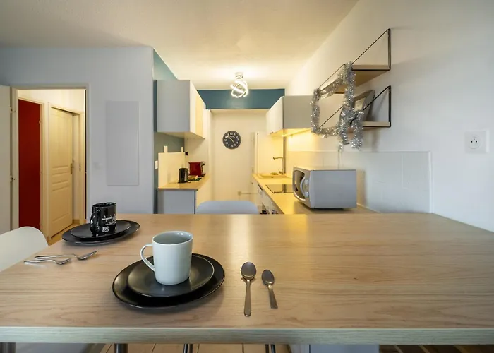 Le Dory - Centre Avec Terrasse, Parking&wifi Appartement *